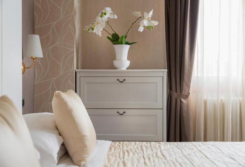 اتاق استاندارد, Boutique Hotel Re Enzo