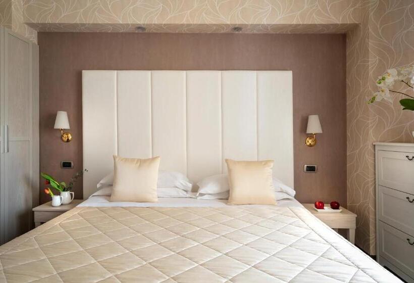 اتاق استاندارد, Boutique Hotel Re Enzo