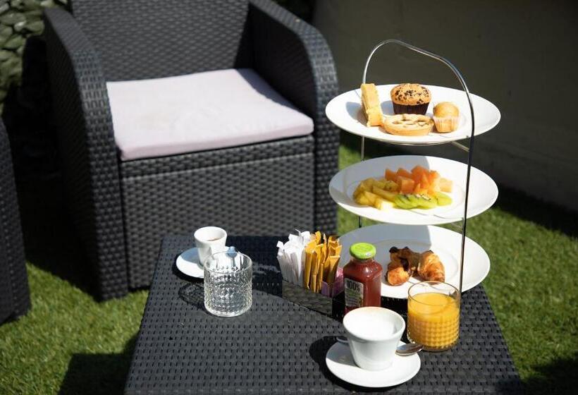 اتاق استاندارد با چشم‌انداز شهر, Boutique Hotel Re Enzo