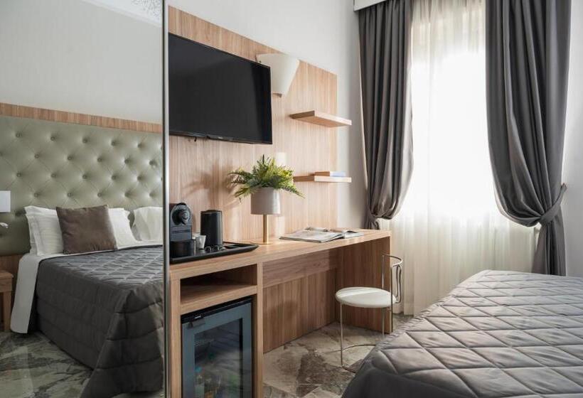 سوییت جونیور, Boutique Hotel Re Enzo