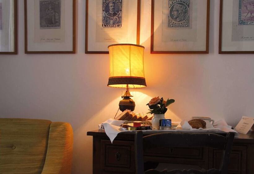 اتاق استاندارد سه نفره, Della Baia
