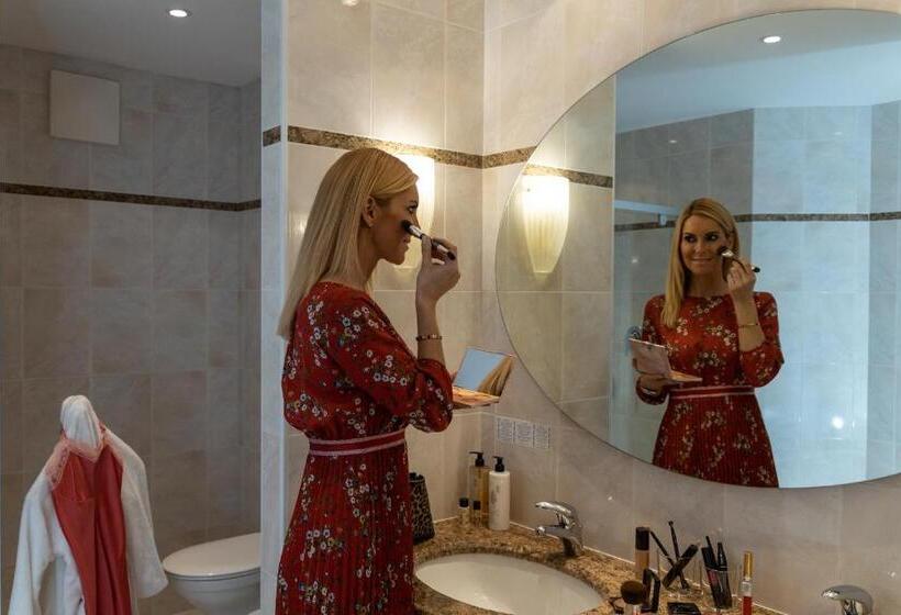Номер Deluxe, Dominik Alpine City Wellness Hotel   Adults Only