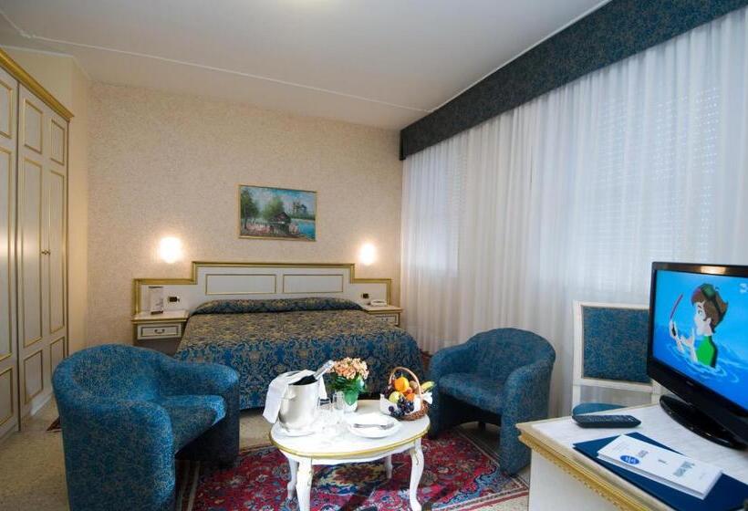 اتاق سوپریور, Internazionale Terme