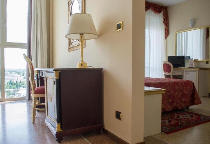 اتاق سوپریور, Internazionale Terme