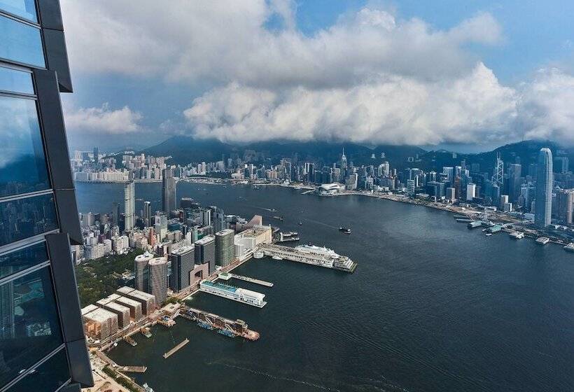 اتاق لوکس, The Ritz Carlton Hong Kong