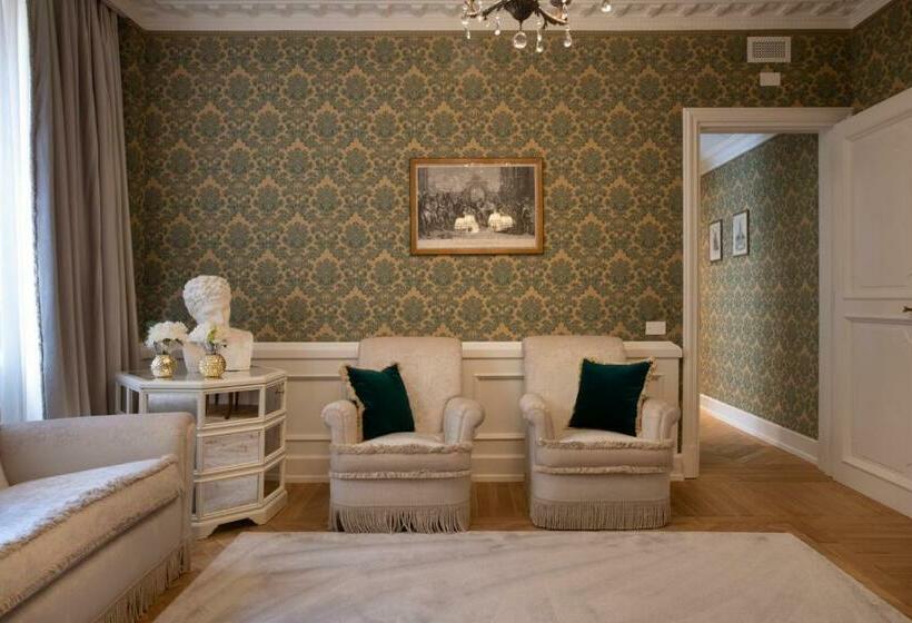 اتاق استاندارد سه نفره, Helvetia&bristol Firenze – Starhotels Collezione