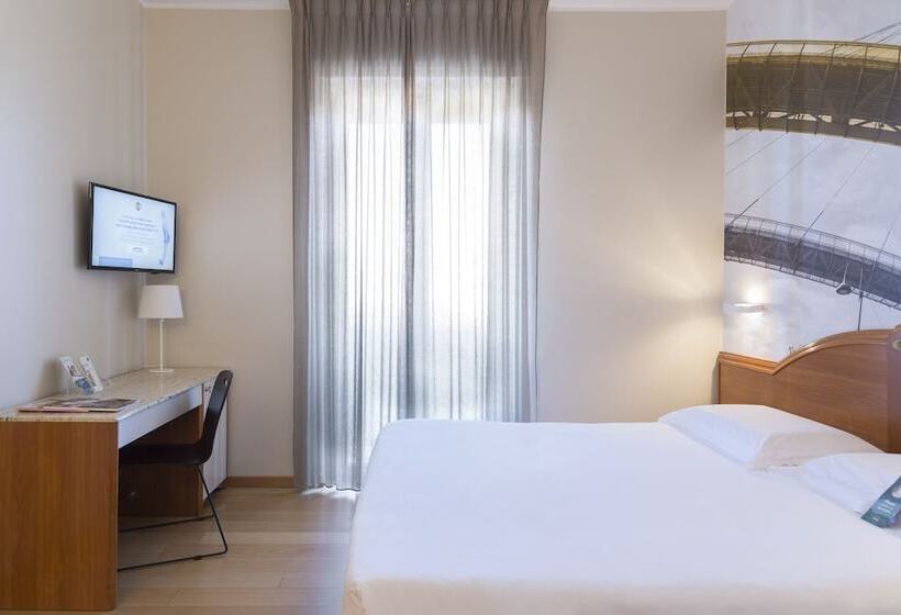 اتاق استاندارد, B&b Hotel Pescara