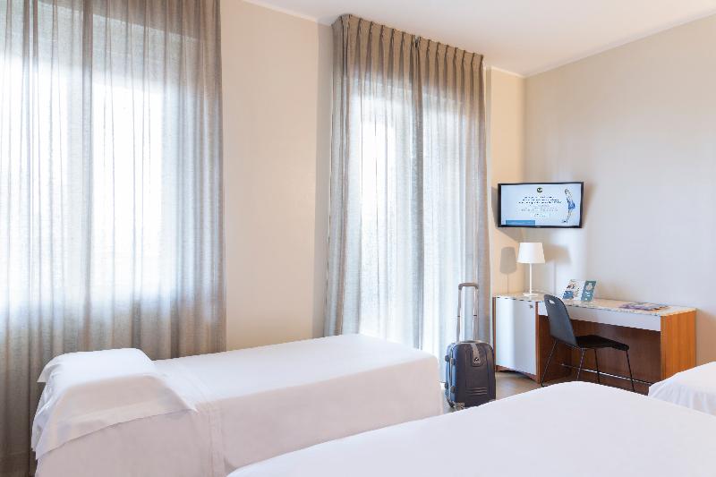 اتاق استاندارد چهار تخته, B&b Hotel Pescara
