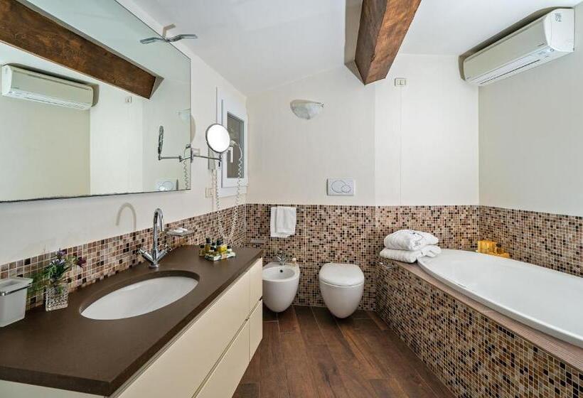 デラックススイート, Boutique Hotel Torre Di Cala Piccola