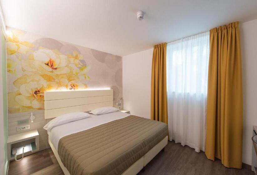 اتاق راحتی, Grand Hotel Liberty