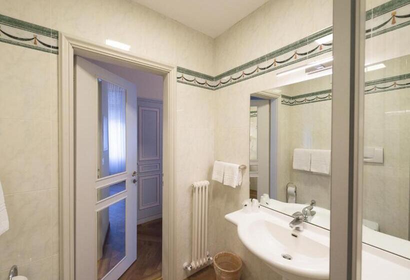 اتاق سوپریور, Grand Hotel Liberty