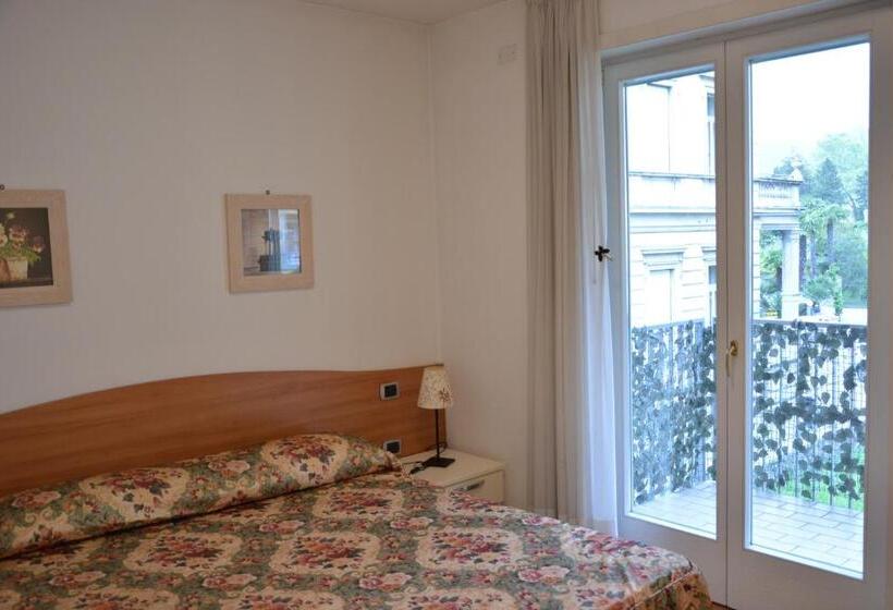 آپارتمان 1 خوابه با بالکن, Grand Hotel Liberty