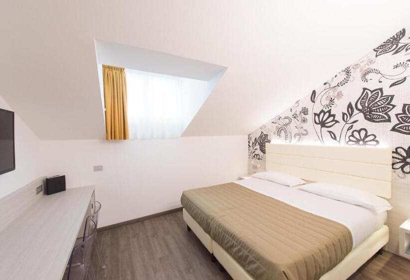 اتاق راحتی, Grand Hotel Liberty