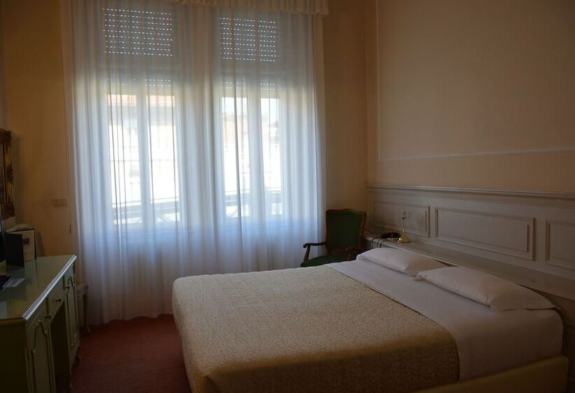 اتاق سوپریور, Grand Hotel Liberty