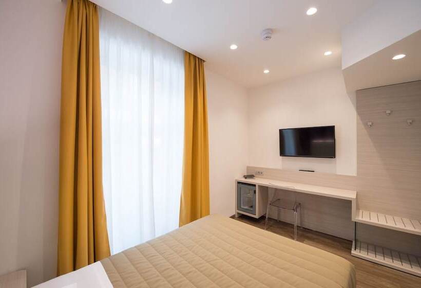 اتاق راحتی, Grand Hotel Liberty