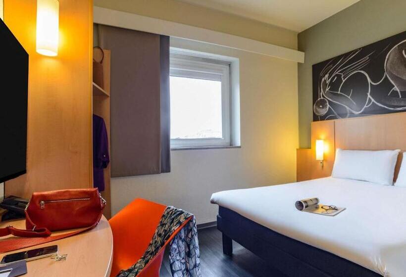 اتاق پریمیوم سه تخته, Ibis Milano Centro