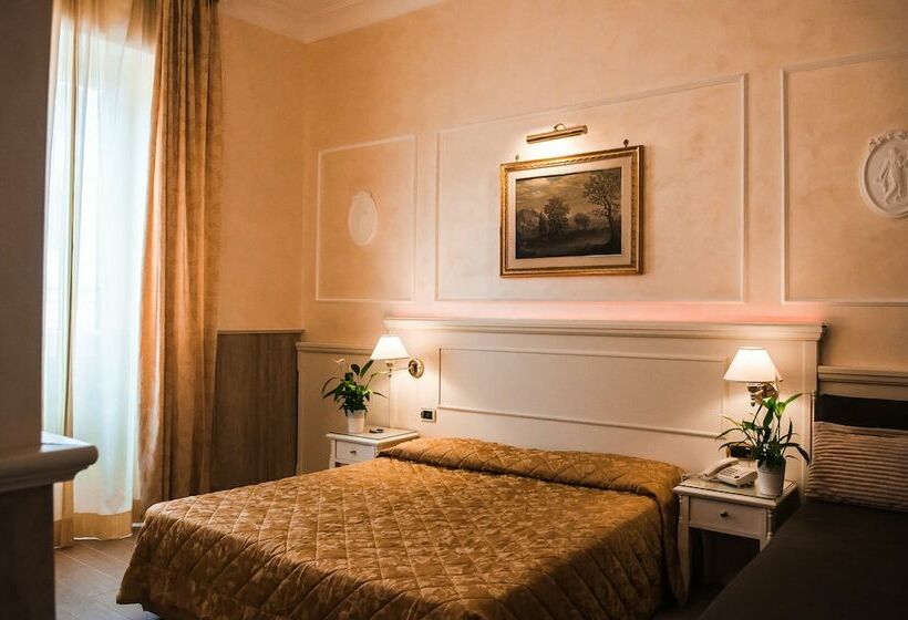 اتاق استاندارد چهار تخته, Palladium Palace
