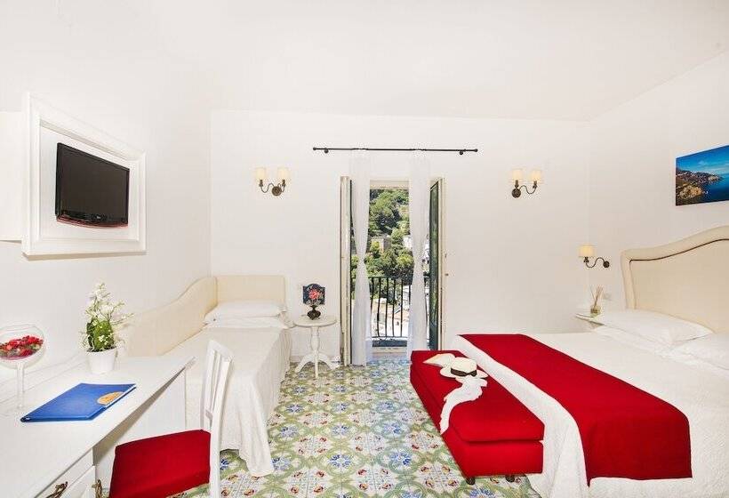 اتاق استاندارد سه نفره, Savoia