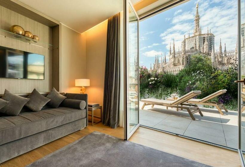 1 Bedroom Penthouse Apartment, Rosa Grand Milano   Starhotels Collezione