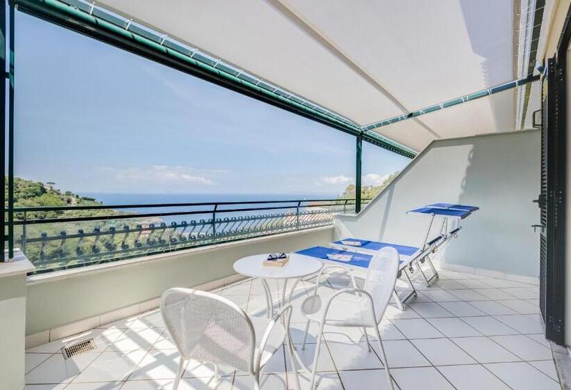 小型套房带海景, Best Western Hotel La Solara