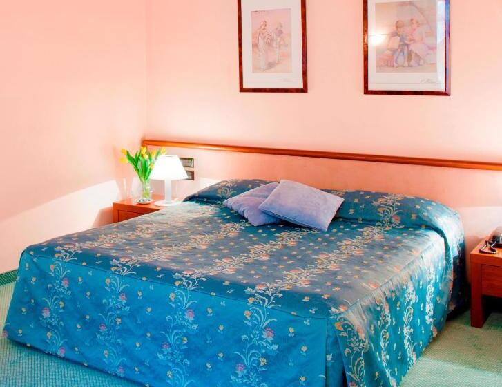 Quarto Estandar, Diana