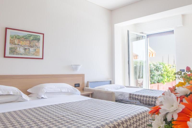 Triple Room Sea View, Laurin