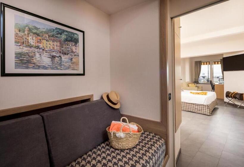 Apartamento 1 Quarto com Terraço Vista Mar, Laurin