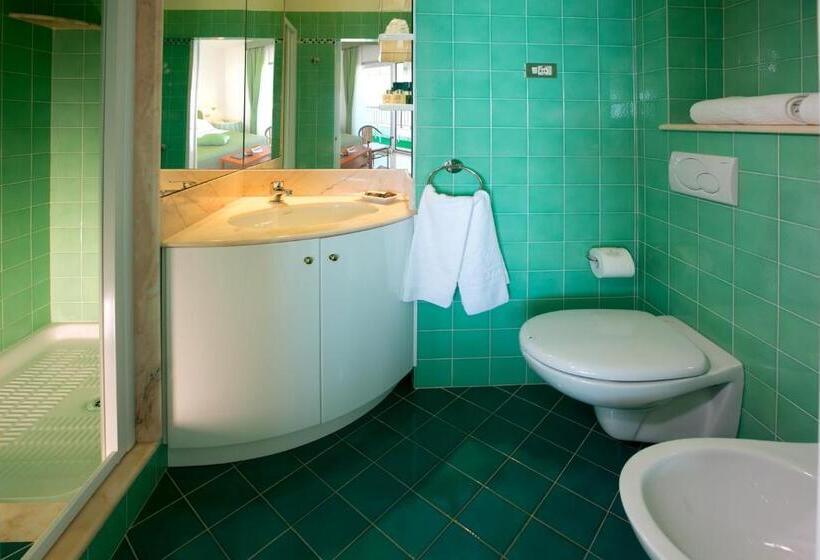 Classic room with balcony, Mion Hotel & Sanìo Restaurant