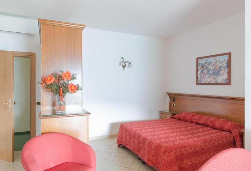 Номер Deluxe, Village Hotel Lucia