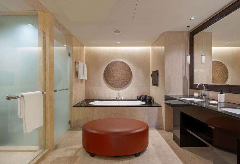 سوییت اجرایی, Hilton Osaka