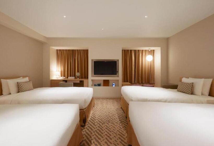 Четырехместный Номер Стандарт, Keio Plaza Hotel Sapporo