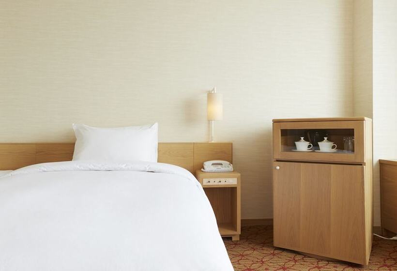 Номер Комфорт, Keio Plaza Hotel Sapporo