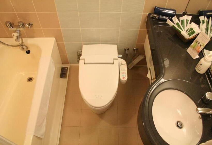 اتاق استاندارد یک نفره, Okayama International