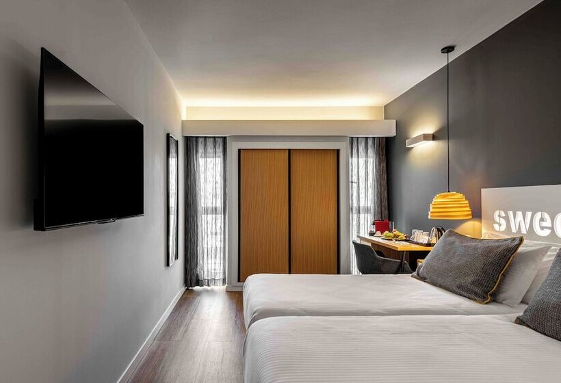 Quarto Deluxe, Prima City