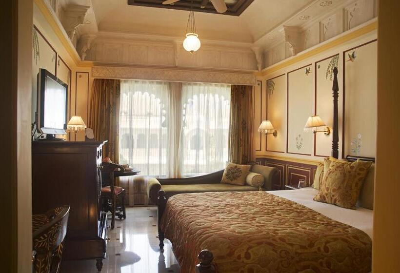 Quarto Deluxe Vista Lago, Taj Lake Palace Udaipur