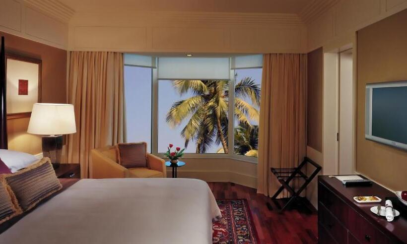 Premium Room Pool View, The Leela Mumbai