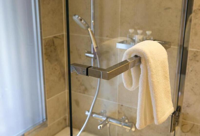 اتاق لوکس, Highland Resort Hotel & Spa
