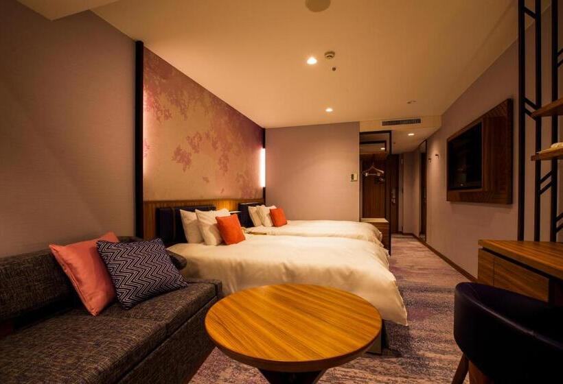 اتاق سوپریور با چشم‌انداز, Highland Resort Hotel & Spa