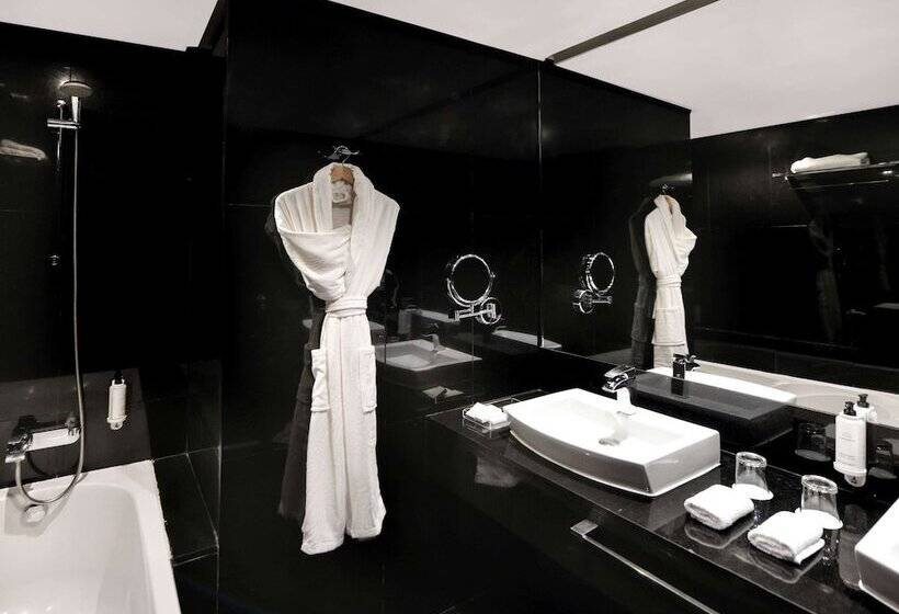 行政房间, Mövenpick Hotel Casablanca