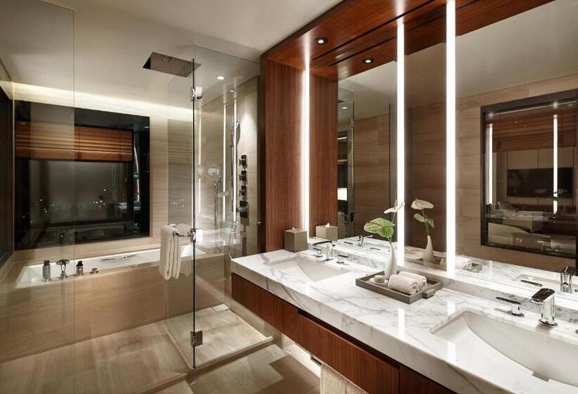 Номер Executive, The Shilla Seoul