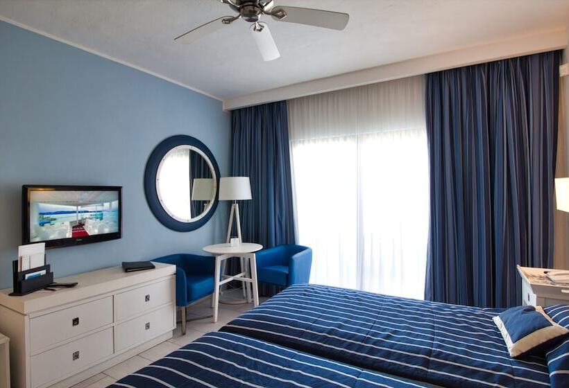اتاق استاندارد, Db Seabank Resort + Spa All Inclusive