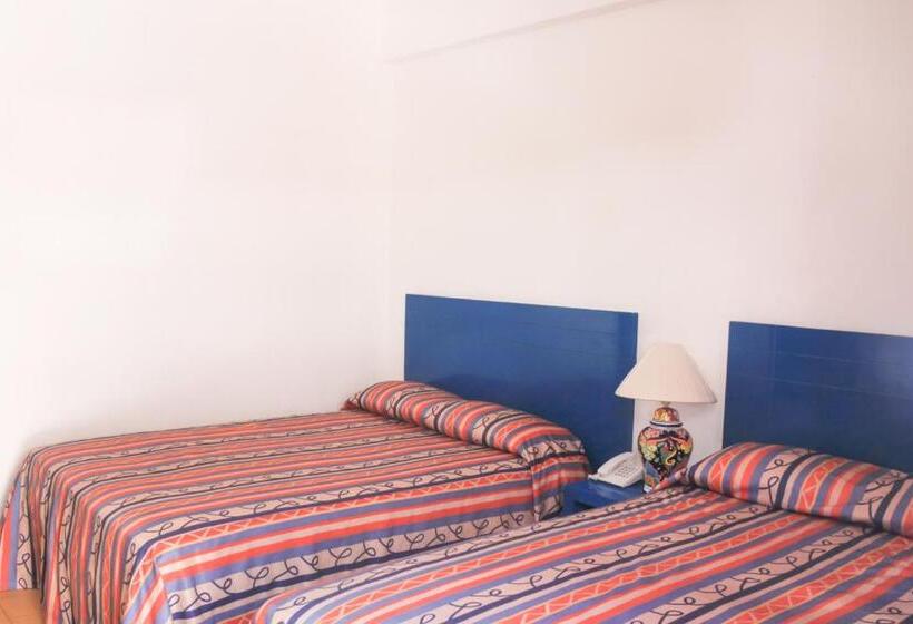 Habitació Quàdruple Estàndard, Encino Malecon Centro Puerto Vallarta