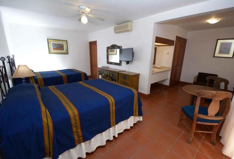 سوییت جونیور, Hacienda