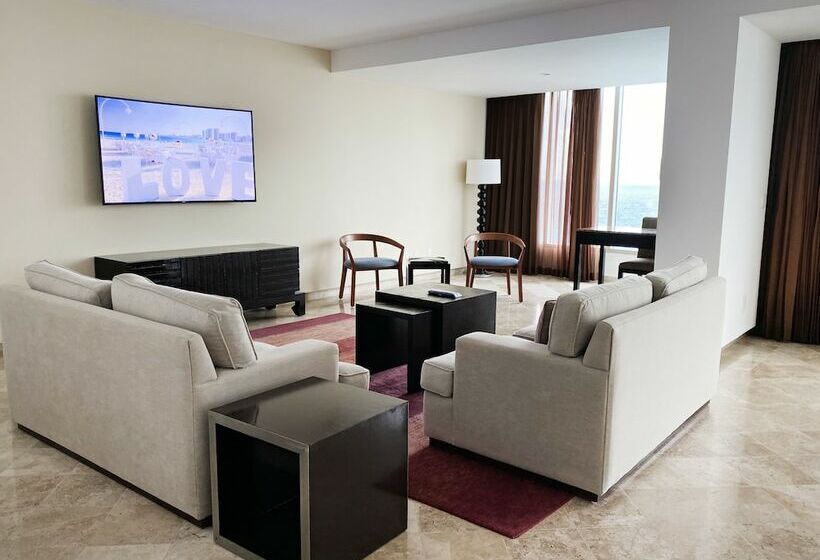 Президентский Люкс, Krystal Grand Cancun - All Inclusive