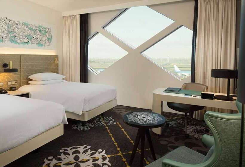 Номер Стандартный с Видом, Hilton Amsterdam Airport Schiphol
