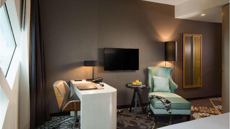 Номер Executive Кровать Кинг, Hilton Amsterdam Airport Schiphol