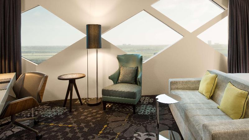 Номер Deluxe Кровать Кинг, Hilton Amsterdam Airport Schiphol