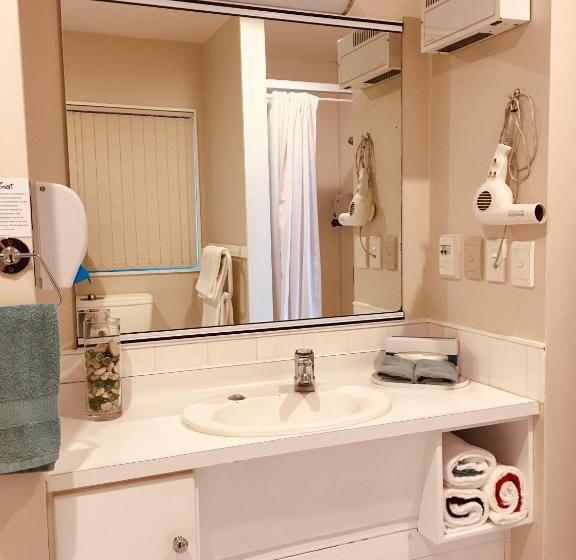 패밀리 룸, Cascades Lakefront Motel