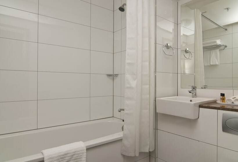 Номер Superior, Copthorne Hotel & Resort Lakefront Queenstown