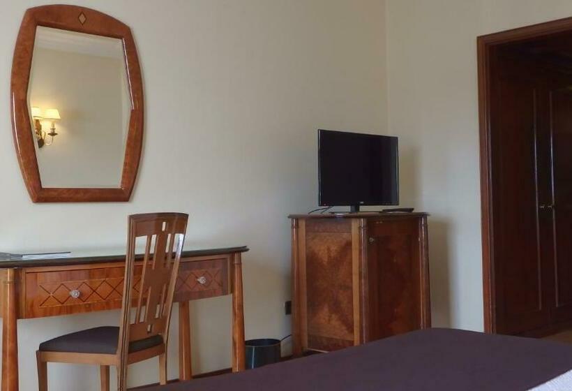Номер Стандарт, Golden Tulip Porto Gaia
